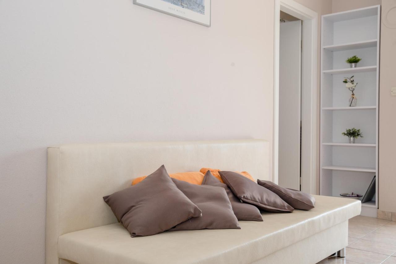 לופאר Apartmani Ana & Milo מראה חיצוני תמונה