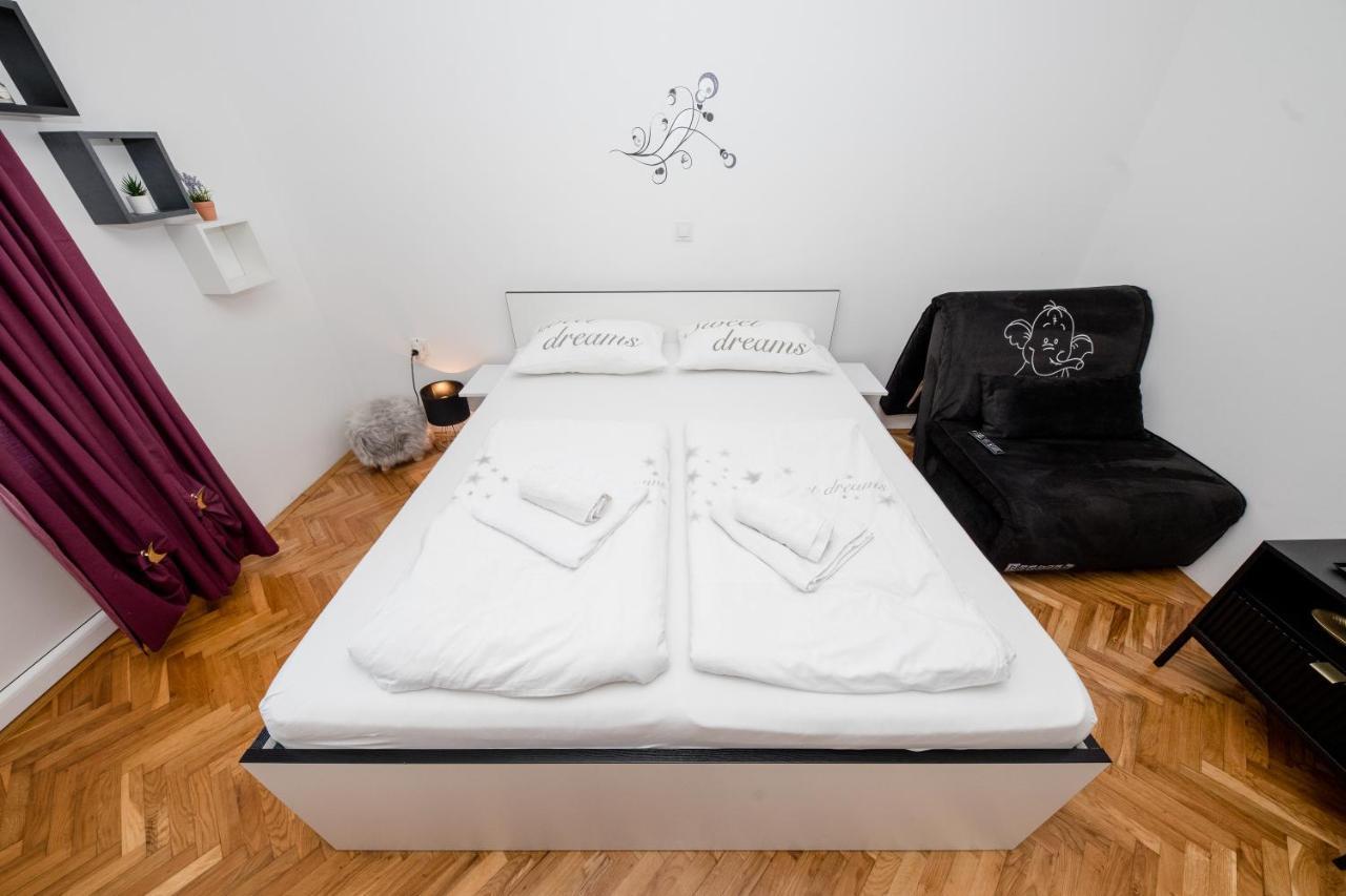 לופאר Apartmani Ana & Milo מראה חיצוני תמונה
