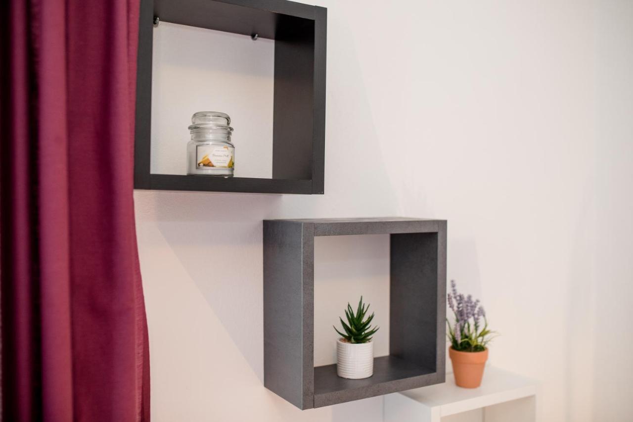 לופאר Apartmani Ana & Milo מראה חיצוני תמונה