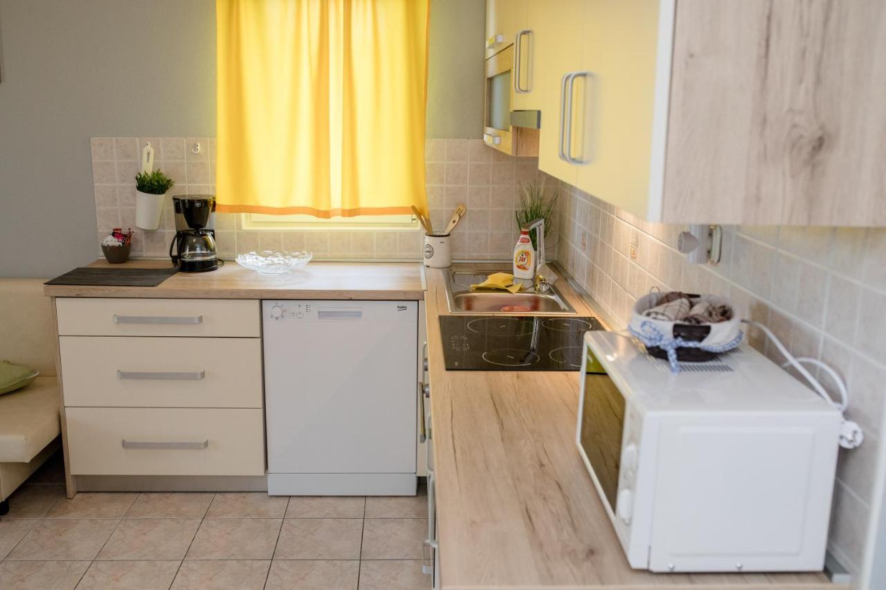 לופאר Apartmani Ana & Milo מראה חיצוני תמונה