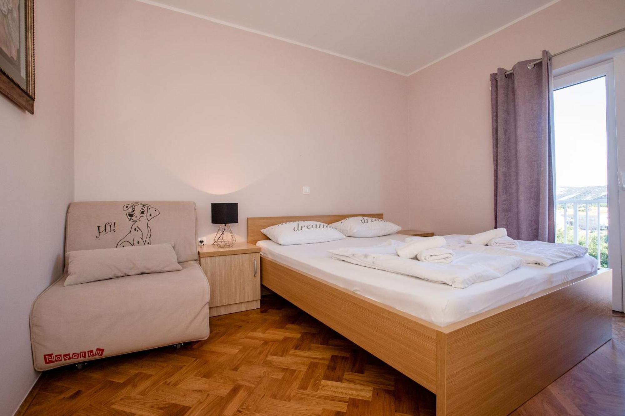 לופאר Apartmani Ana & Milo חדר תמונה